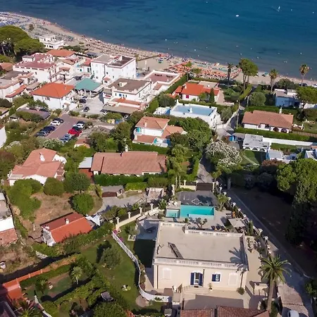 Callari 6&2, Emma Villa San Felice Circeo